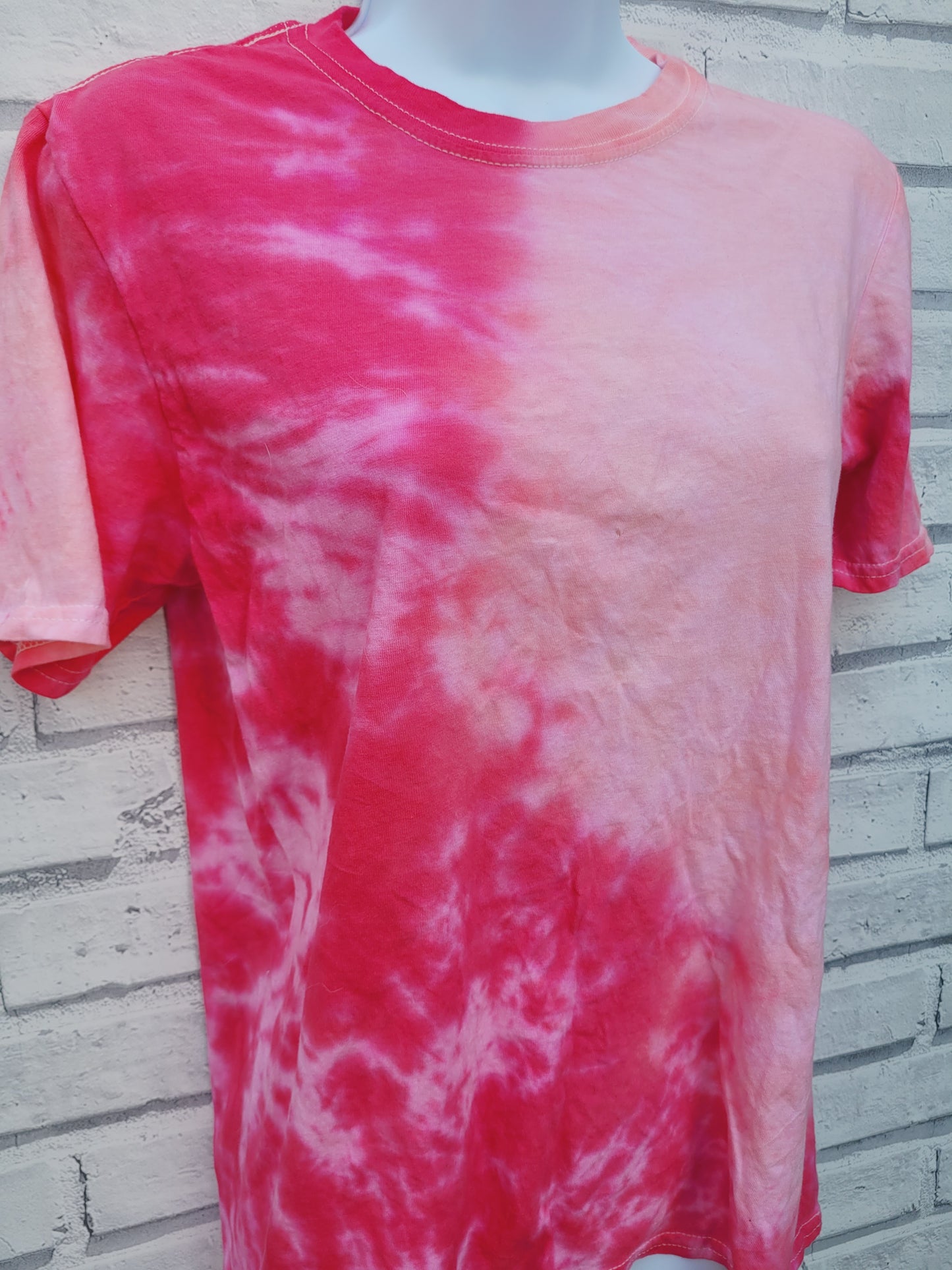 Pink Scrunch Tie Dye T-shirt in Organic Cotton