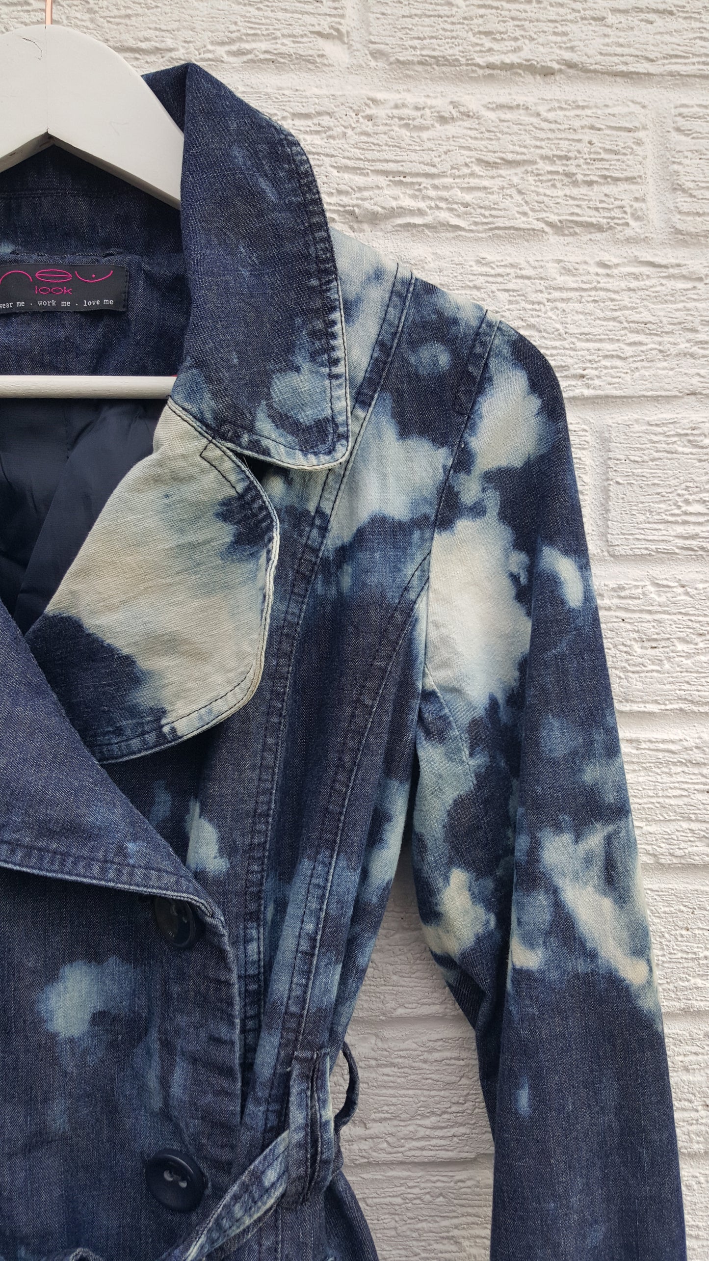 Upcycled denim coat, women's, hand dyed, mac style coat with belt, to fit UK size 10 or US size 6. This beautiful one of a kind coat is upcycled, so it's not just one of it's kind! It's also sustainable, ethical & friendly to the environment too! Hand dyed in the UK by AbiDashery. Only one available. We only use recycled and compostable packaging!