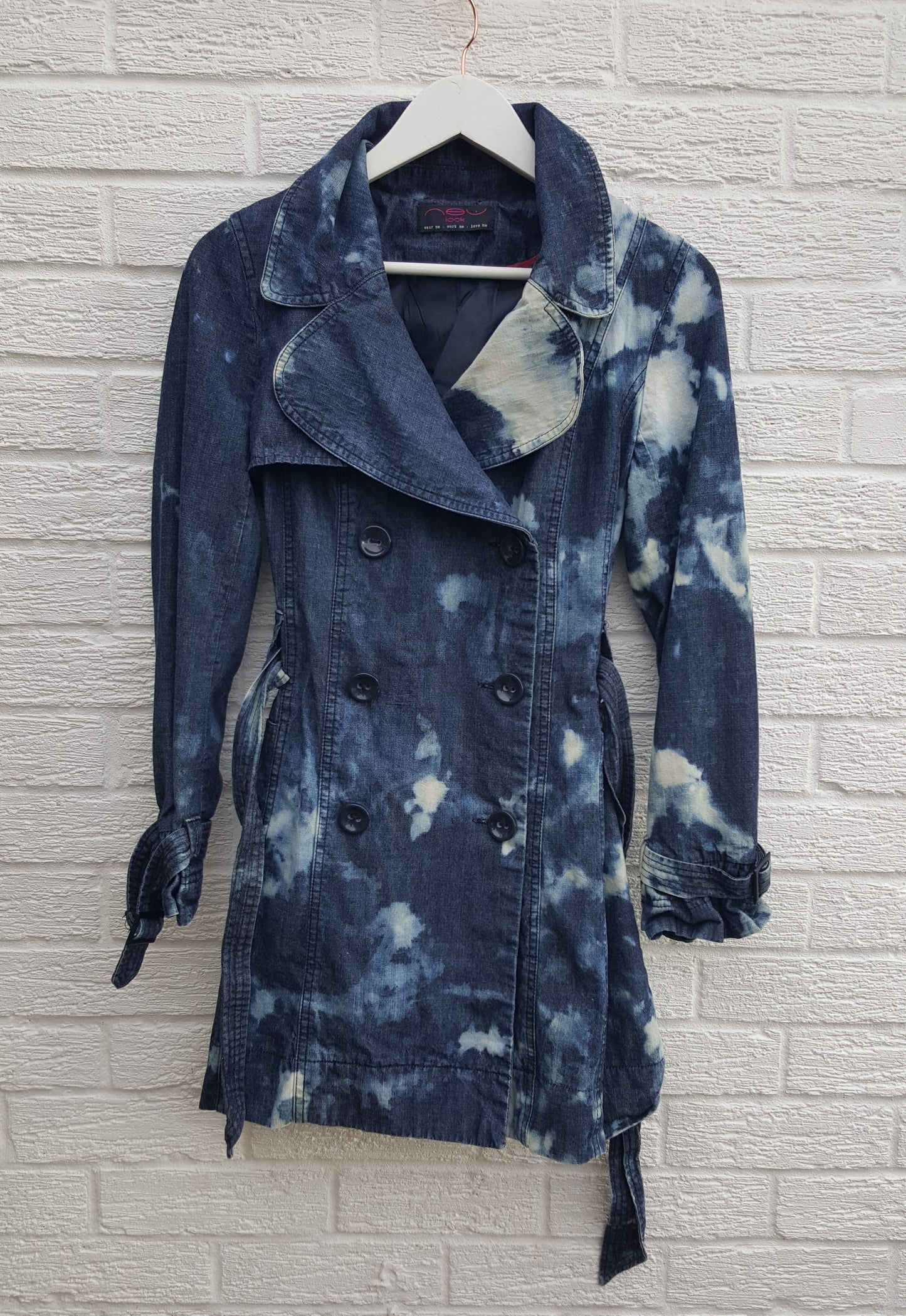 Upcycled denim coat, women's, hand dyed, mac style coat with belt, to fit UK size 10 or US size 6. This beautiful one of a kind coat is upcycled, so it's not just one of it's kind! It's also sustainable, ethical & friendly to the environment too! Hand dyed in the UK by AbiDashery. Only one available. We only use recycled and compostable packaging!
