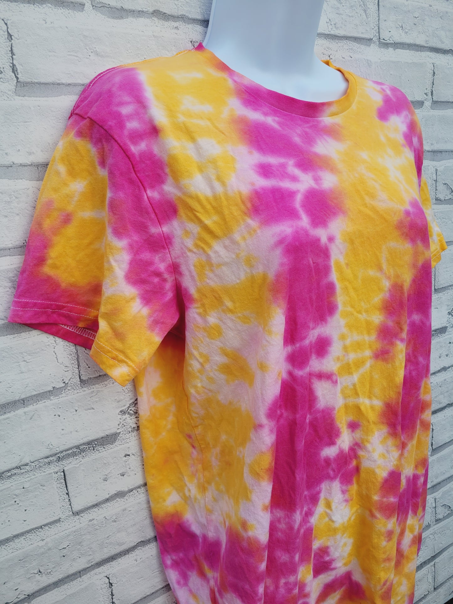 Pink & Yellow Scrunch Tie Dye T-shirt in Organic Cotton