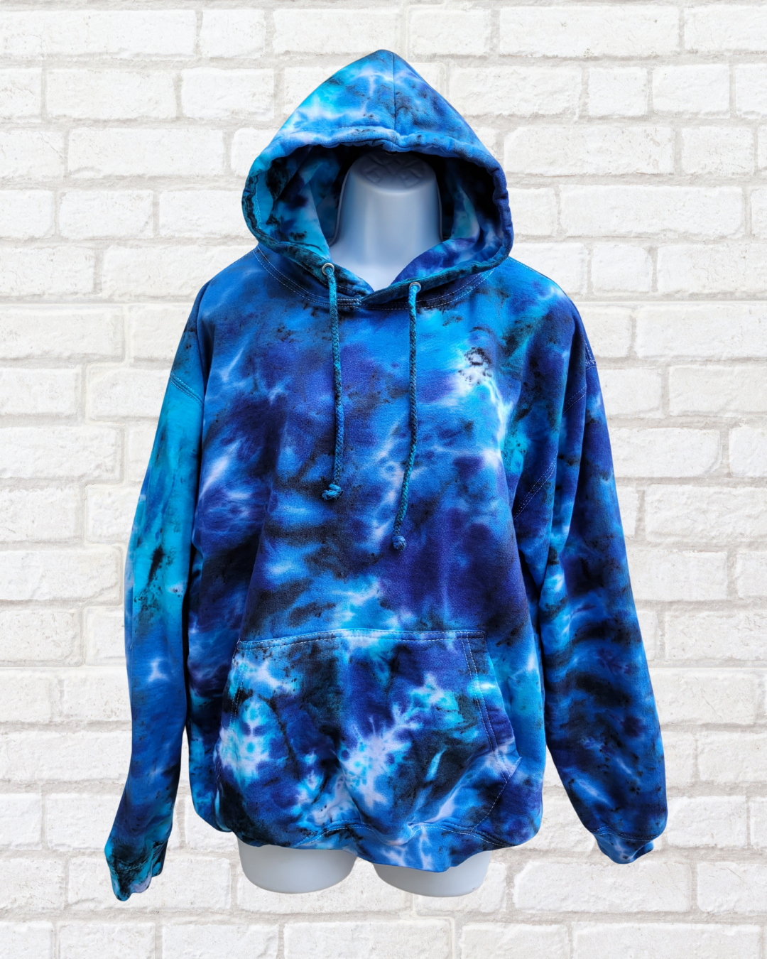 Blue Tie Dye Hoodie | Organic Cotton | Sustainable Winter Fashion
