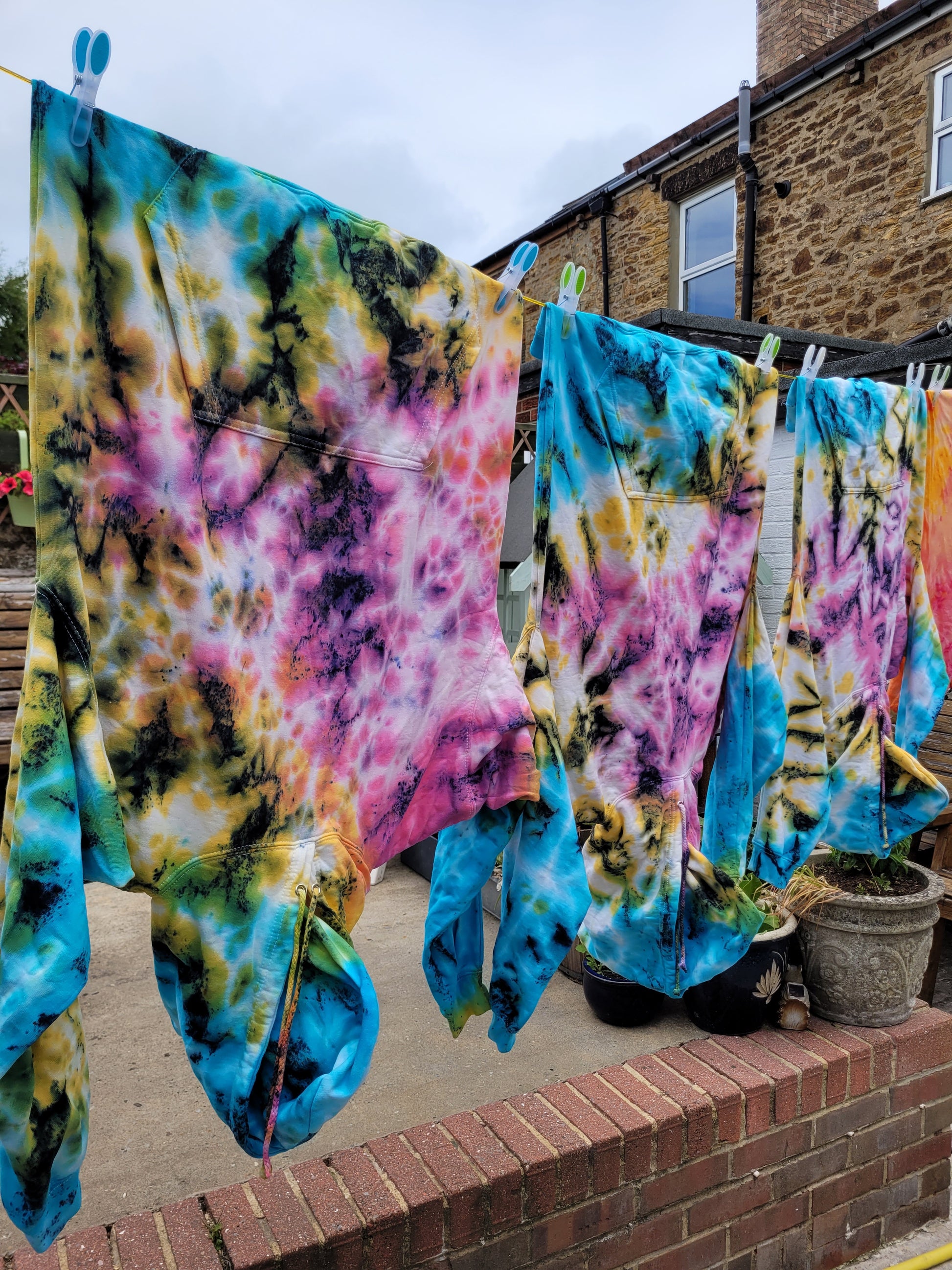 Hand dyed in small batches using eco-reactive vegan friendly dyes. 